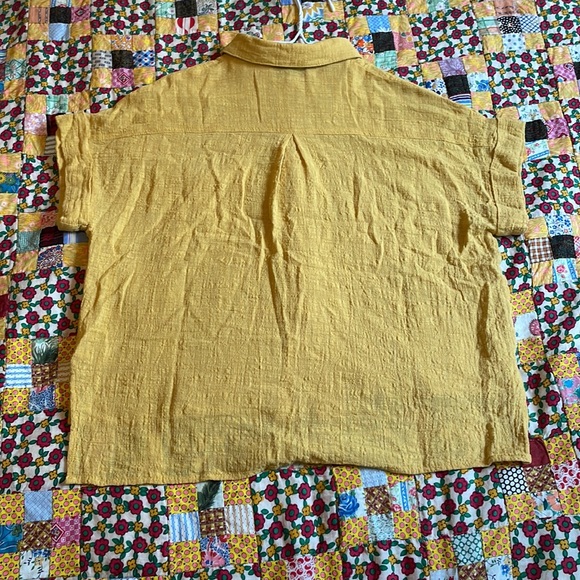 Azōe Button Down Shirt - Picture 2 of 3